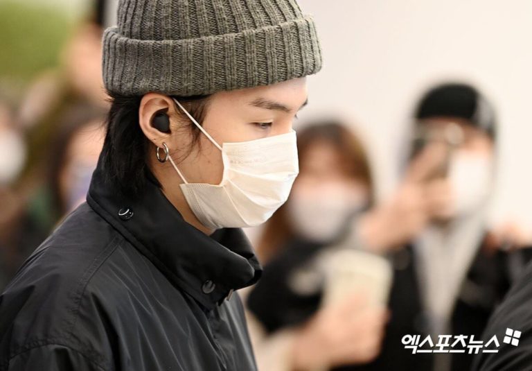 SUGA returns to Korea after completing his overseas schedule in Thailand